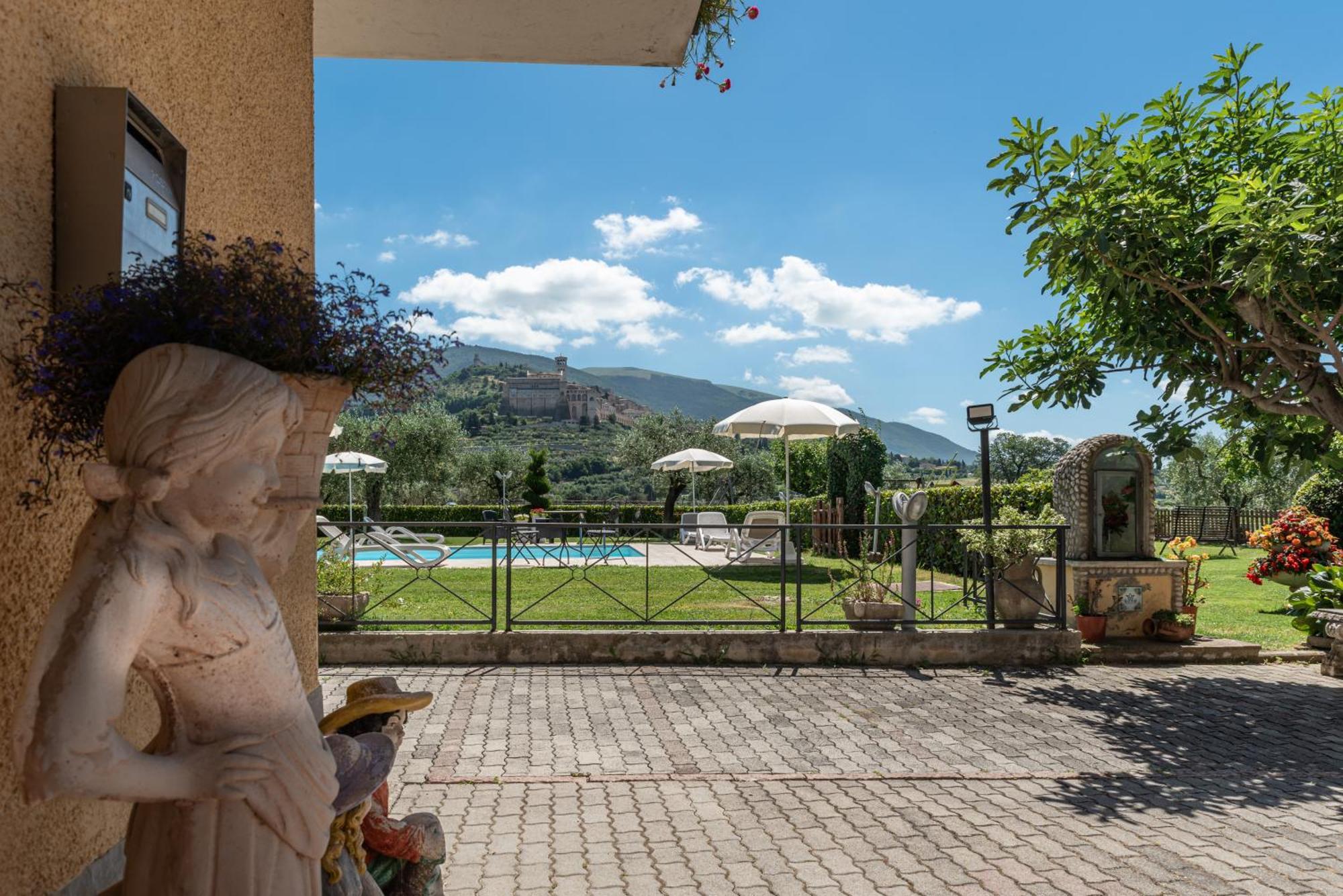 Agriturismo Il Girasole Assisi Exterior foto