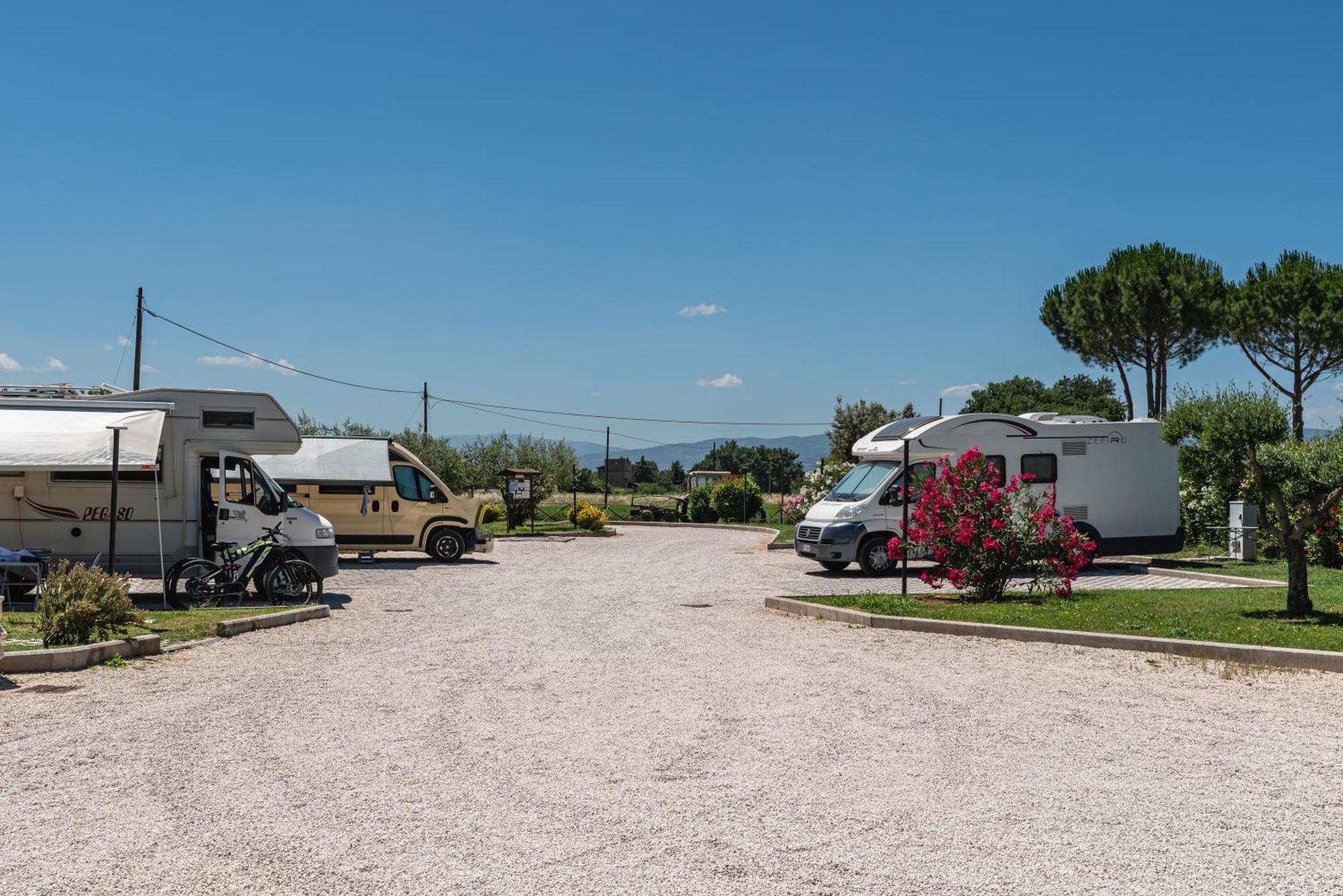 Agriturismo Il Girasole Assisi Exterior foto