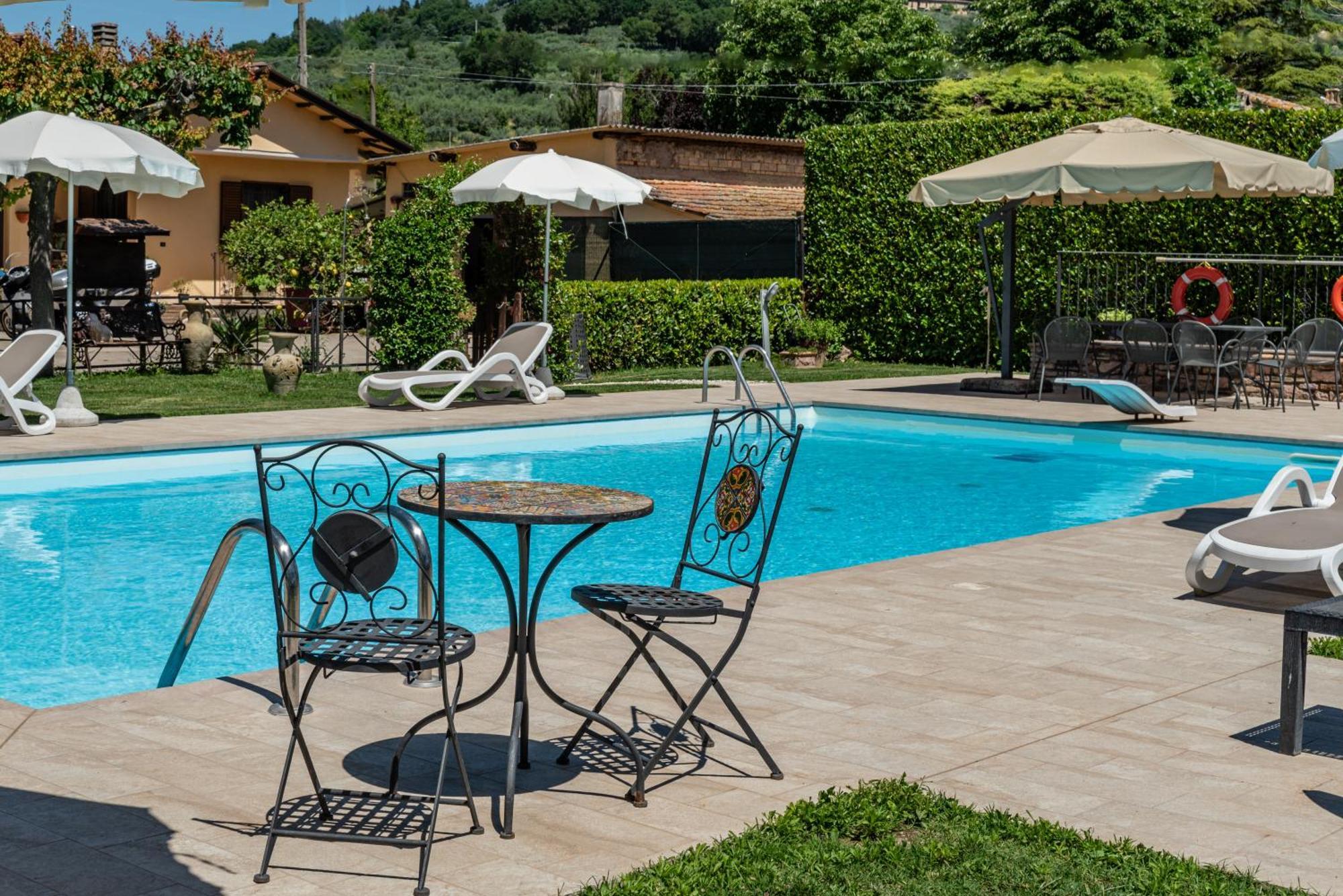 Agriturismo Il Girasole Assisi Exterior foto
