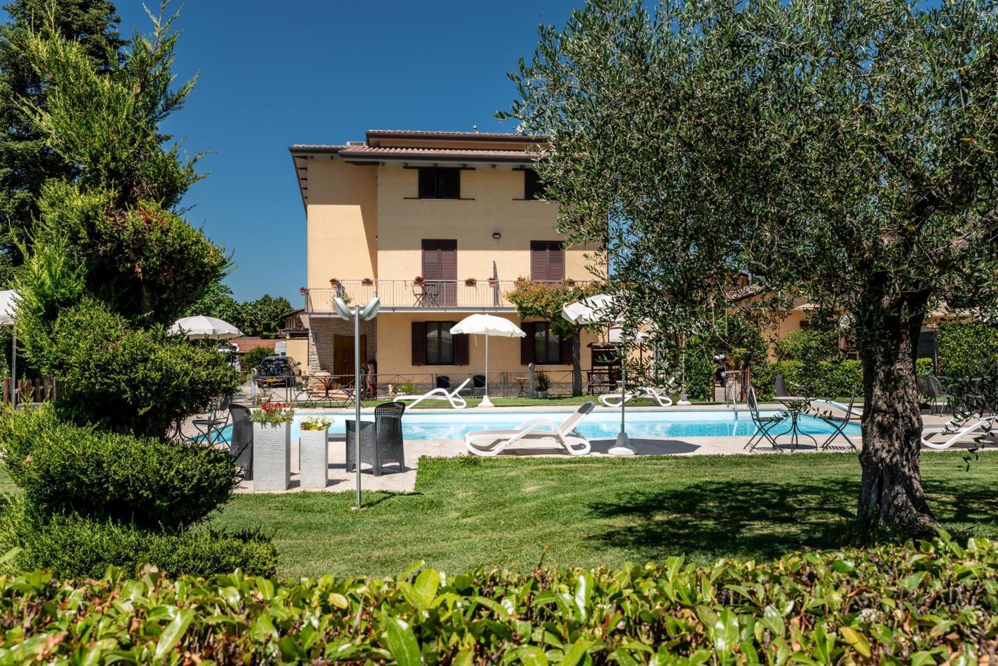 Agriturismo Il Girasole Assisi Exterior foto